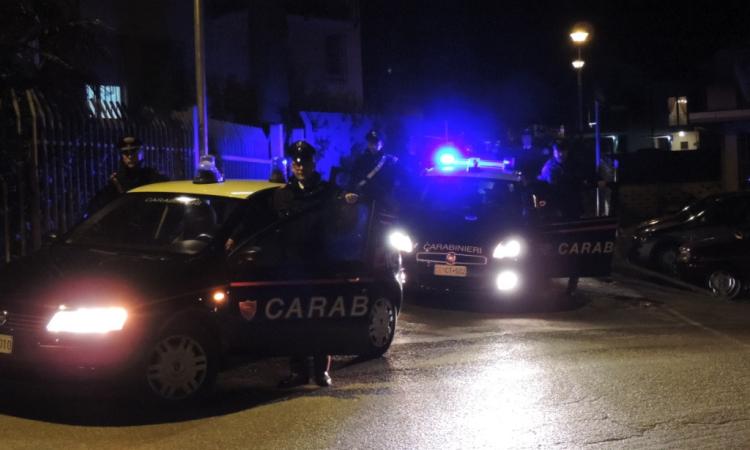 Controlli a tappeto dai carabinieri: denunciata una 21enne e ritirate patenti