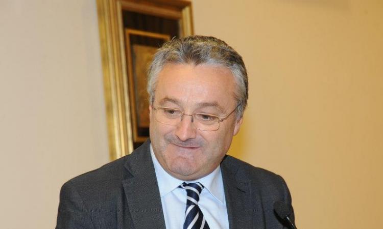 Incontro con i vertici di UBI Banca, Sciapichetti: "Esito deludente, speravamo nell'accoglimento delle istanze del territorio" Incontro con i vertici di UBI Banca, Sciapichetti: "Esito deludente, speravamo nell'accoglimento delle istanze del territorio"