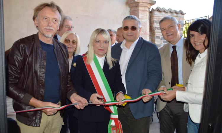 San Severino, dopo il sisma inaugurato il centro diurno "Il Girasole" San Severino, dopo il sisma inaugurato il centro diurno "Il Girasole"