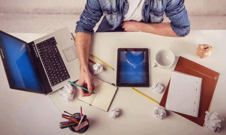 Civitanova, ultimi posti per diventare scrittori: al via il corso di scrittura "Scriptorama" Civitanova, ultimi posti per diventare scrittori: al via il corso di scrittura "Scriptorama"