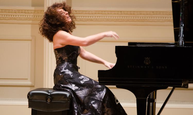 Tolentino, Cristina Pegoraro apre il Master Piano Festival