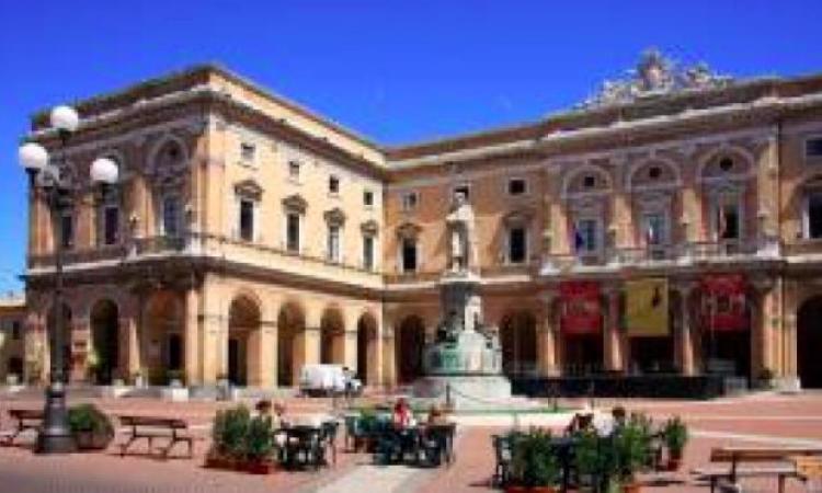 Recanati, rinviato il concerto di Leo Nucci