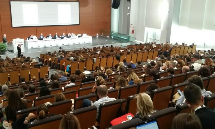 L'Università di Camerino a Bergamo per "Nuove sfide e strategie professionali del farmacista delle aziende sanitarie"
