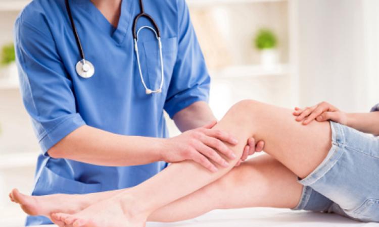 Recanati, protestano i lavoratori della Struttura Riabilitativa Residenziale: ancora ritardi per gli stipendi