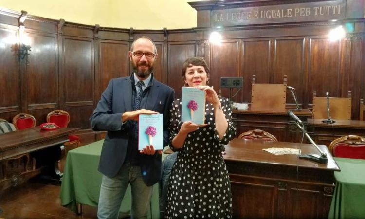 Teatri Sanseverino, grande successo per l'incontro con la scrittrice Lucrezia Sarnari