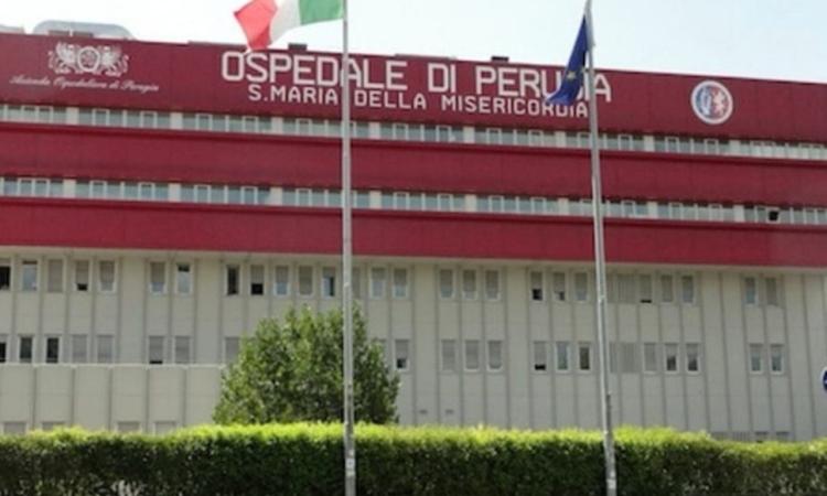 Esplode il cellulare e la coperta prende fuoco, bimba di 3 mesi in ospedale