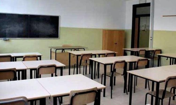 Scuola di San Ginesio, i consiglieri di minoranza rispondono al sindaco Scuola di San Ginesio, i consiglieri di minoranza rispondono al sindaco