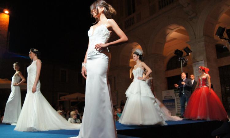 Defilè di Moda e Motori al centro commerciale Val di Chienti: tutto pronto per il grande evento