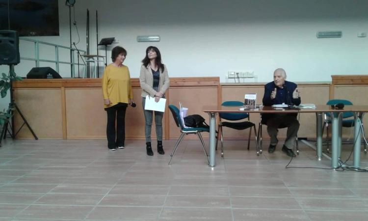 Macerata, Elio Vetri al "Ricci" per un'Italia onesta Macerata, Elio Vetri al "Ricci" per un'Italia onesta