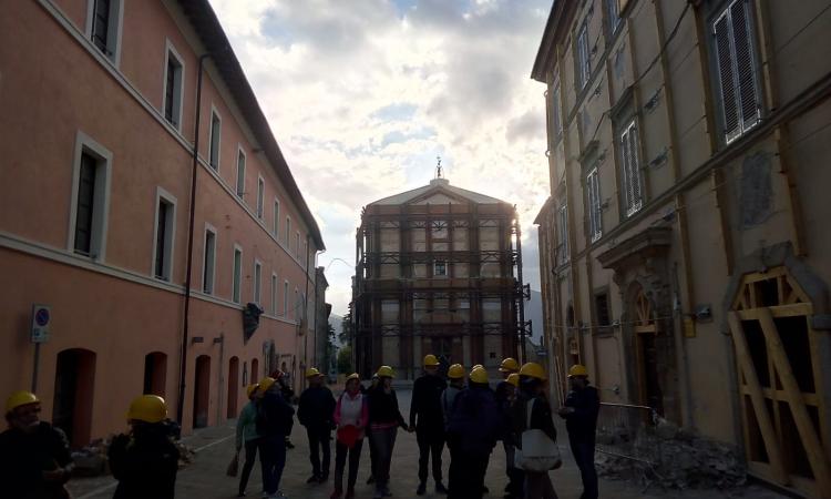 Camerino:  visite in centro storico tra commozione e rabbia