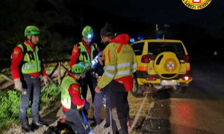 Trovata la donna scomparsa a Sarnano: era scivolata e non riusciva a muoversi