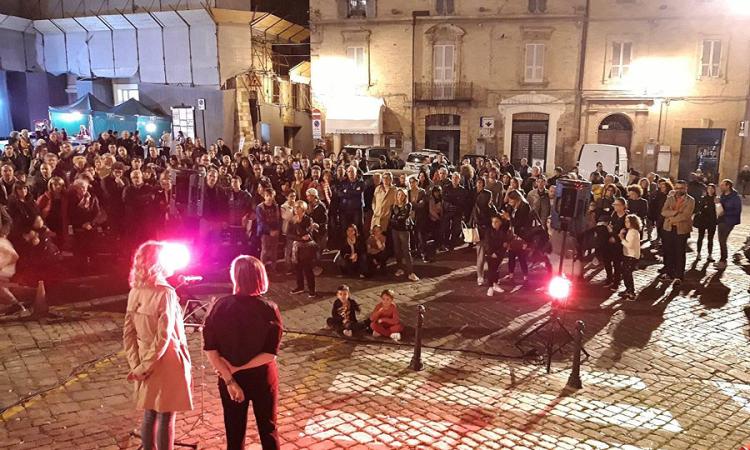 CivitArcana incanta la città alta: oltre seicento persone allo spettacolo CivitArcana incanta la città alta: oltre seicento persone allo spettacolo