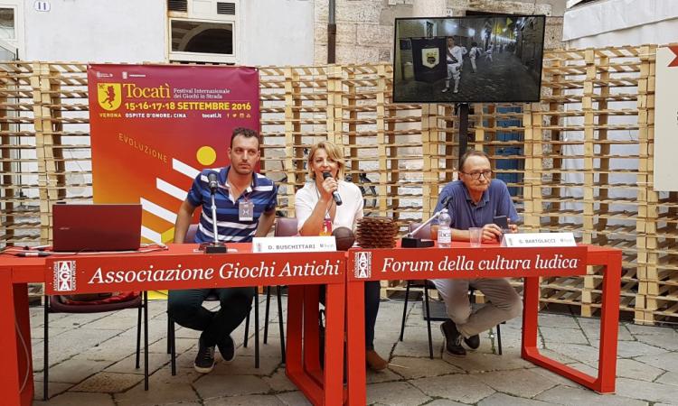 Treia, continuano i botta e risposta: Buschittari replica alla Castellani