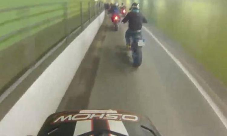 Corse clandestine con i motorini: nei guai minorenni civitanovesi Corse clandestine con i motorini: nei guai minorenni civitanovesi