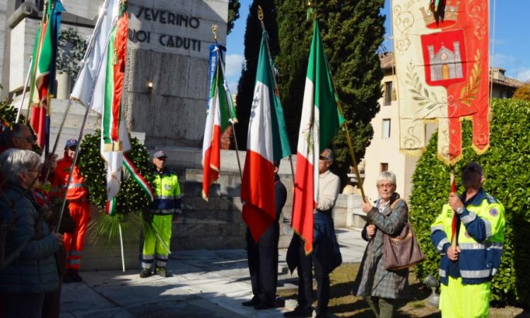 Festa dell'Unità Nazionale a San Severino: corteo da Piazza del Popolo al Monumento ai Caduti Festa dell'Unità Nazionale a San Severino: corteo da Piazza del Popolo al Monumento ai Caduti
