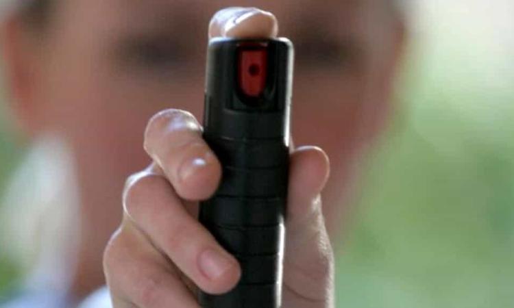 Spray al peperoncino a Civitanova: sei persone in ospedale Spray al peperoncino a Civitanova: sei persone in ospedale