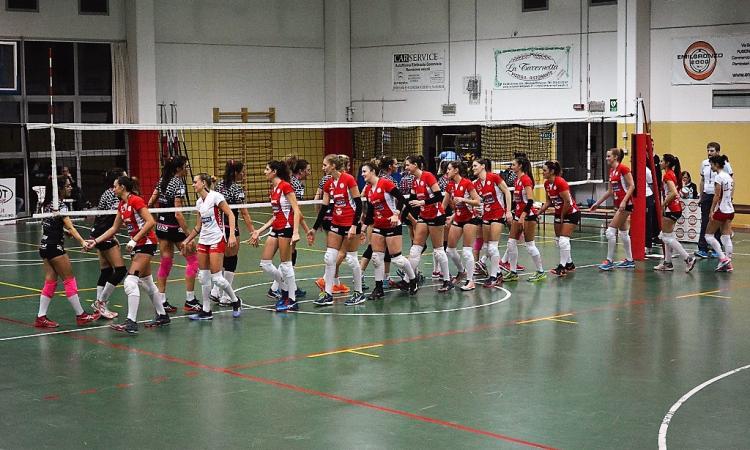 Volley: la Roana CBF HR Macerata manca il poker Volley: la Roana CBF HR Macerata manca il poker
