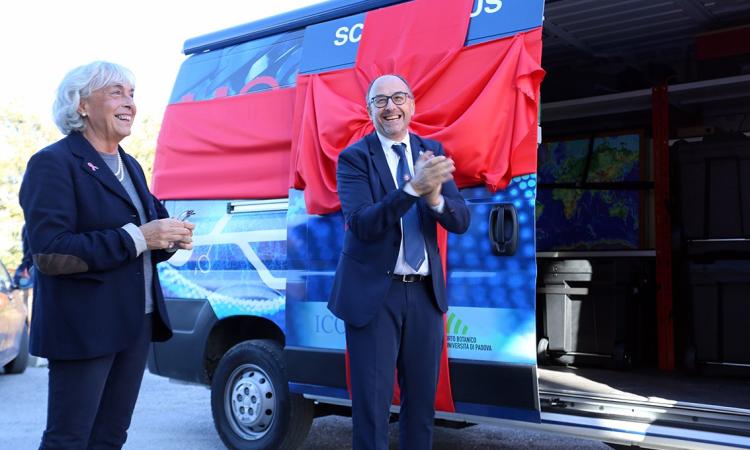 Camerino, inaugurato oggi il nuovo “Unicam Science Bus” (Foto e Video)