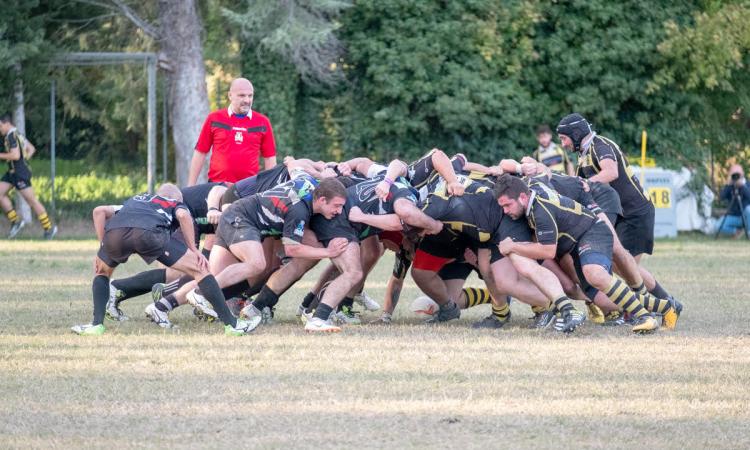 La Banca Macerata Rugby batte 25 a 21 la capolista con una grande prestazione d'orgoglio