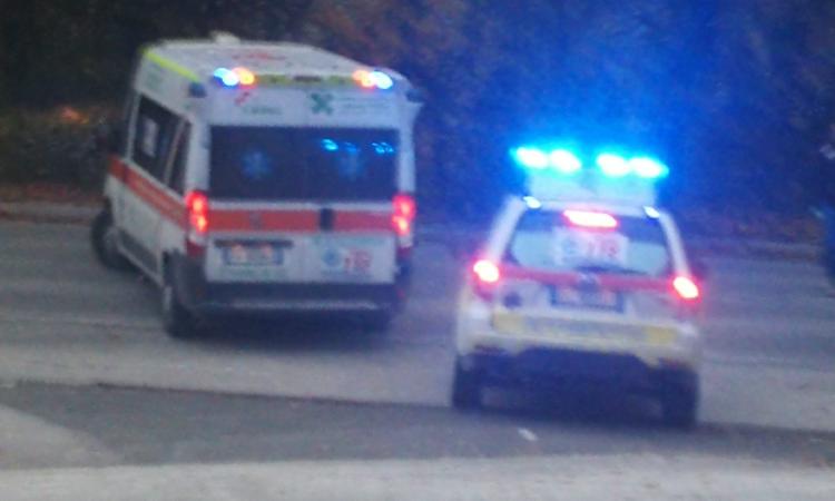 Castelraimondo - Si toglie la vita nel cortile di casa a 51 anni Castelraimondo - Si toglie la vita nel cortile di casa a 51 anni