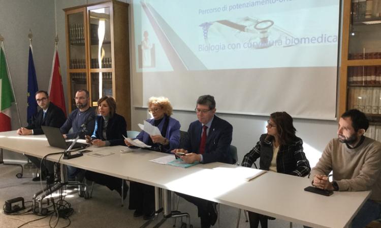 Liceo Leopardi, presentato il percorso liceale di potenziamento-orientamento in biologia con curvatura biomedica