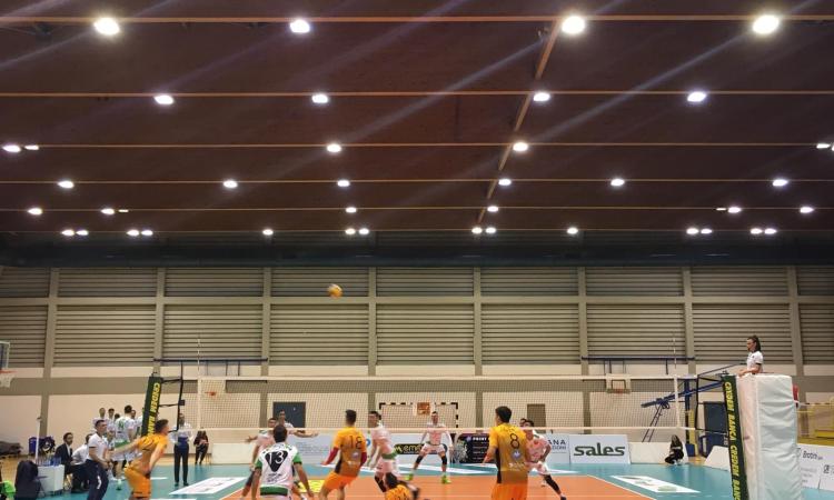 Volley, Serie A2: la Menghi Shoes Macerata cede al tie-break contro Livorno Volley, Serie A2: la Menghi Shoes Macerata cede al tie-break contro Livorno