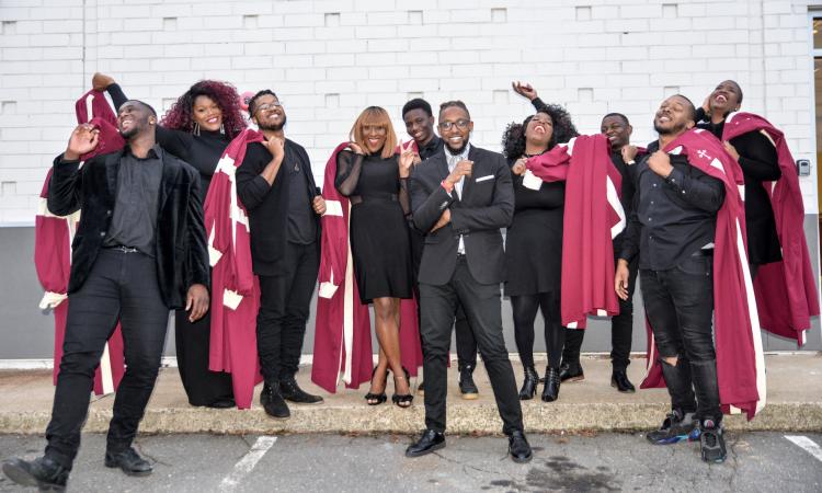 Pollenza, a Natale si rinnova la tradizione del concerto Gospel: protagonisti Dennis Reed & GAP Pollenza, a Natale si rinnova la tradizione del concerto Gospel: protagonisti Dennis Reed & GAP