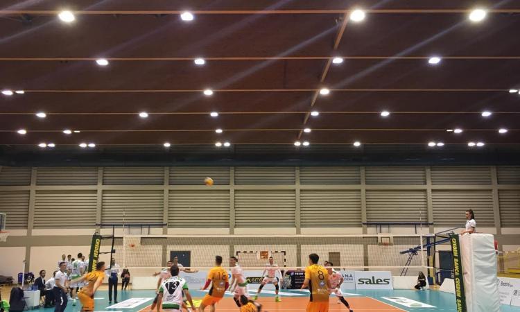 Volley, sospesi i campionati regionali: due atlete coinvolte nella tragedia di Corinaldo