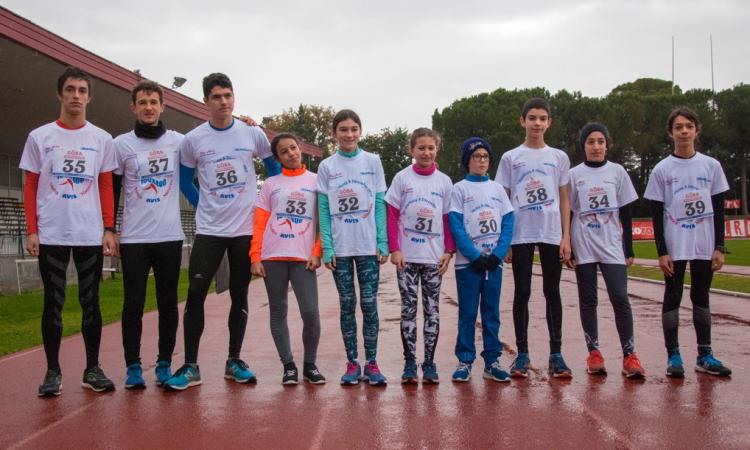 Macerata, giovani "avisini"alla 4 x 400 e grande debutto per Eleonora Vandi ai campionati europei di cross (Foto)