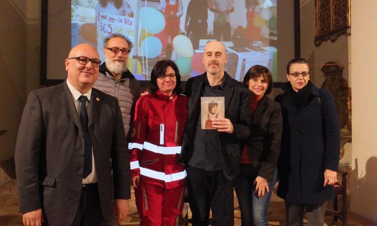 Cingoli, Auditorium Santo Spirito: grande partecipazione alla presentazione del libro "Il Sorriso del Cuore" Cingoli, Auditorium Santo Spirito: grande partecipazione alla presentazione del libro "Il Sorriso del Cuore"