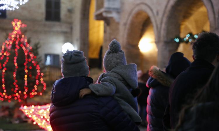 Montecassiano si immerge nella magia del Natale (FOTO) Montecassiano si immerge nella magia del Natale (FOTO)