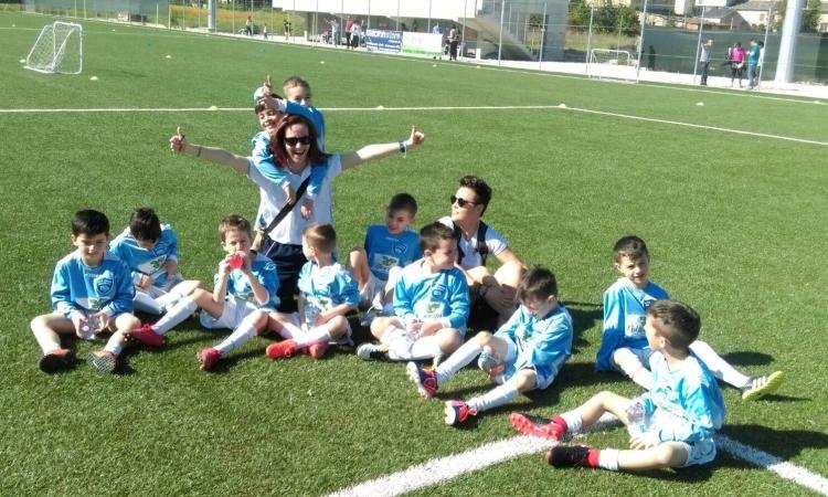 Junior Macerata: Federica Micozzi, una delle prime ragazze istruttrici nelle scuole calcio