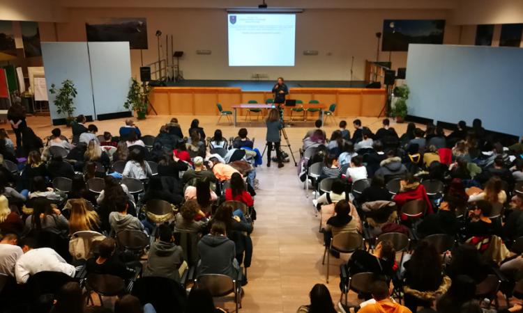 Macerata, Liceo Leopardi: il professor Tondi ospite alla conferenza sul rischio sismico (FOTO)