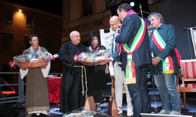 La delegazione tolentinate de "I Ponti del Diavolo" ospite del comune di Scigliano