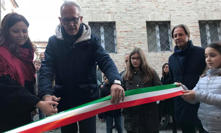Civitanova, inaugurato il nuovo centro per le famiglie