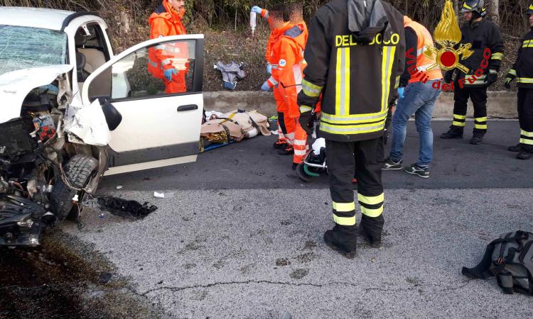 Grave incidente a Potenza Picena: un ferito trasportato in codice rosso a Torrette (FOTO)