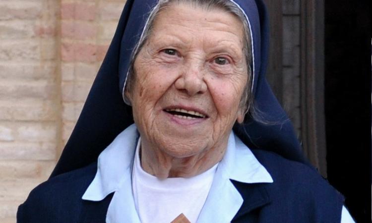 Colmurano ricorda suor Ernestina. "Non ti dimenticheremo mai" Colmurano ricorda suor Ernestina. "Non ti dimenticheremo mai"