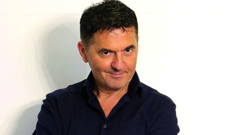 Sold-out la data di Teo Mammucari al Politeama di Tolentino: si prepara la seconda replica