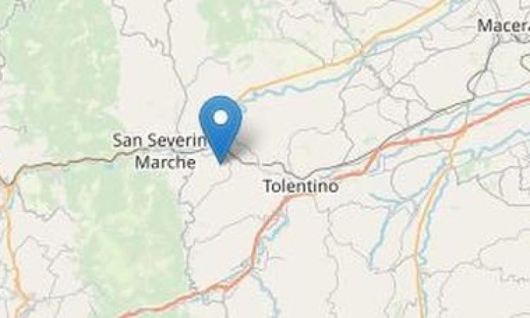 La terra continua a tremare, lieve scossa di terremoto avvertita alle 12,50 nel cratere La terra continua a tremare, lieve scossa di terremoto avvertita alle 12,50 nel cratere