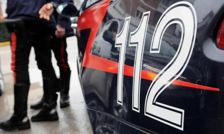 Pieve Torina, colpo da oltre 30mila euro all'Ubi Banca: cassiere sequestrato sotto casa