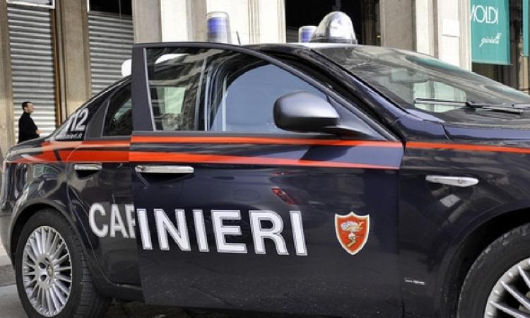 Treia, lite tra fratelli finisce a coltellate: arrestato un 52enne Treia, lite tra fratelli finisce a coltellate: arrestato un 52enne