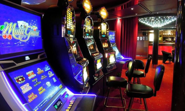 Macerata, no al gioco d'azzardo: il Comune resiste al ricorso in Consiglio di Stato Macerata, no al gioco d'azzardo: il Comune resiste al ricorso in Consiglio di Stato