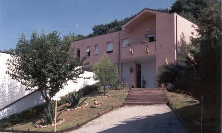 Comunità "Le Querce". Arrivano le precisazioni dell'Assessore Carassai