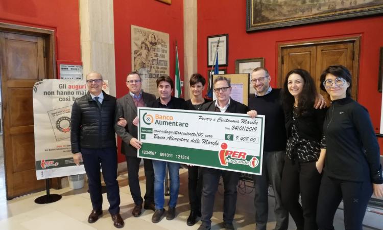 Banco Alimentare Marche. Grande successo per la campagna “Dona 1 Euro” a Civitanova Banco Alimentare Marche. Grande successo per la campagna “Dona 1 Euro” a Civitanova