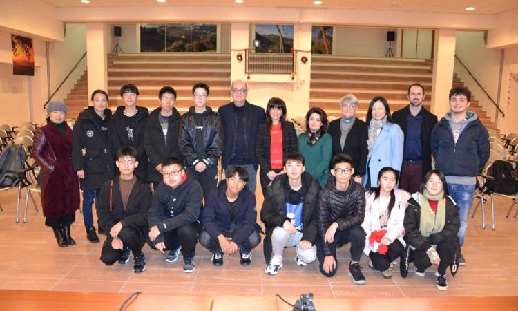 Studenti di Taicang in visita al "Matteo Ricci" di Macerata (FOTO)