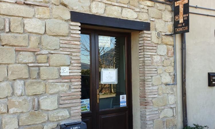 Camerino, sigilli al "Caffè da Stefano": era frequentato da pregiudicati (FOTO)
