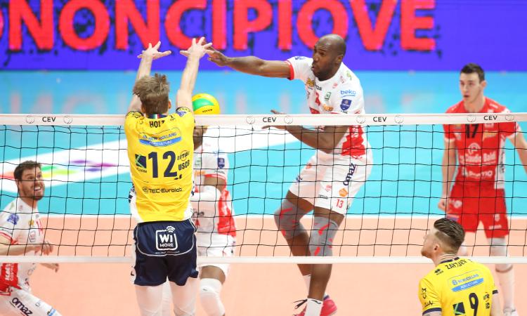 Champions League, la Lube va sotto di un set ma ribalta la partita: 3-1 a Modena (FOTO) Champions League, la Lube va sotto di un set ma ribalta la partita: 3-1 a Modena (FOTO)