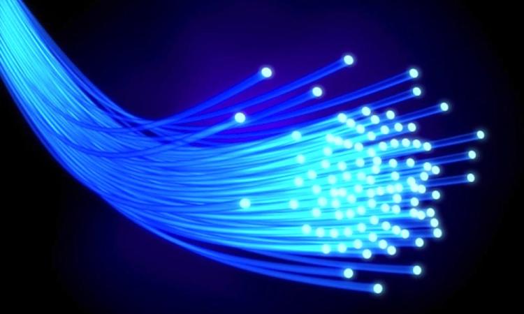 Caldarola, disponibile la connessione in fibra ottica ad alta velocità: come attivare il servizio