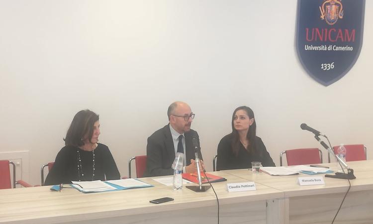 “Ripartire dopo il terremoto: opportunità, crescita e investimenti”. Presentati il progetto Unicam e i bandi della Regione Marche (VIDEO) “Ripartire dopo il terremoto: opportunità, crescita e investimenti”. Presentati il progetto Unicam e i bandi della Regione Marche (VIDEO)