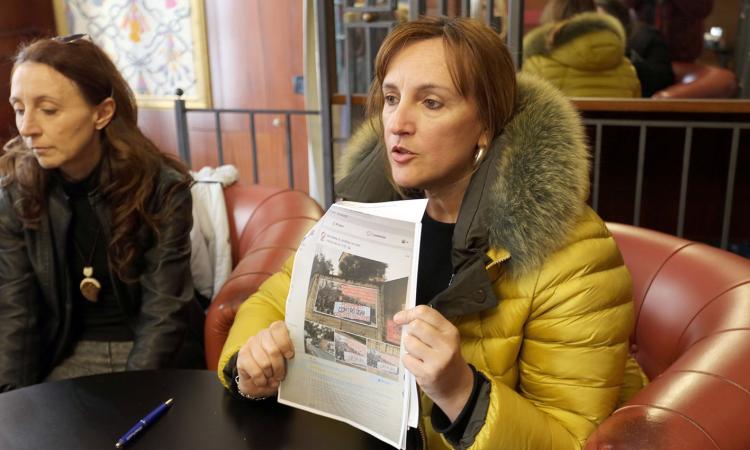 Macerata, Deborah Pantana: "Sabato manifestazione per la chiusura del Centro Sociale Sisma" (FOTO) Macerata, Deborah Pantana: "Sabato manifestazione per la chiusura del Centro Sociale Sisma" (FOTO)